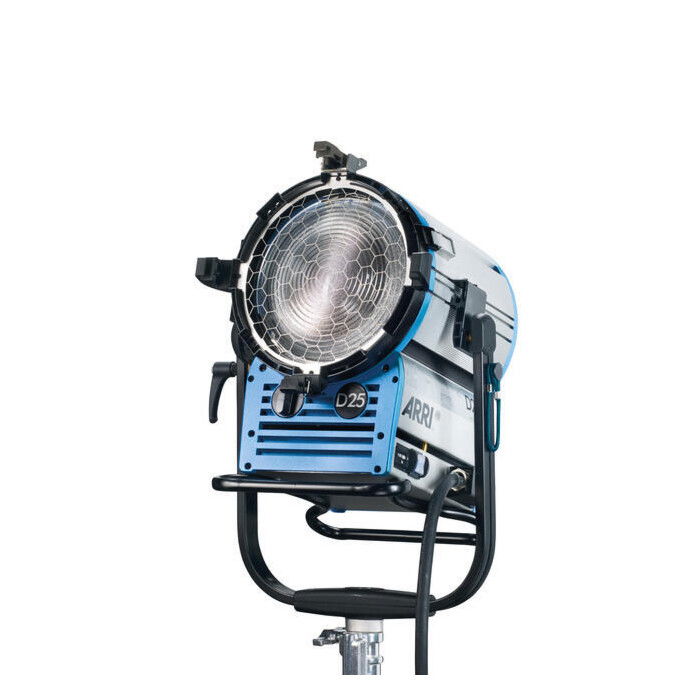ARRI TRUE BLUE D25 MAN BLUE/SILVER INTERNATIONAL (VEAM)