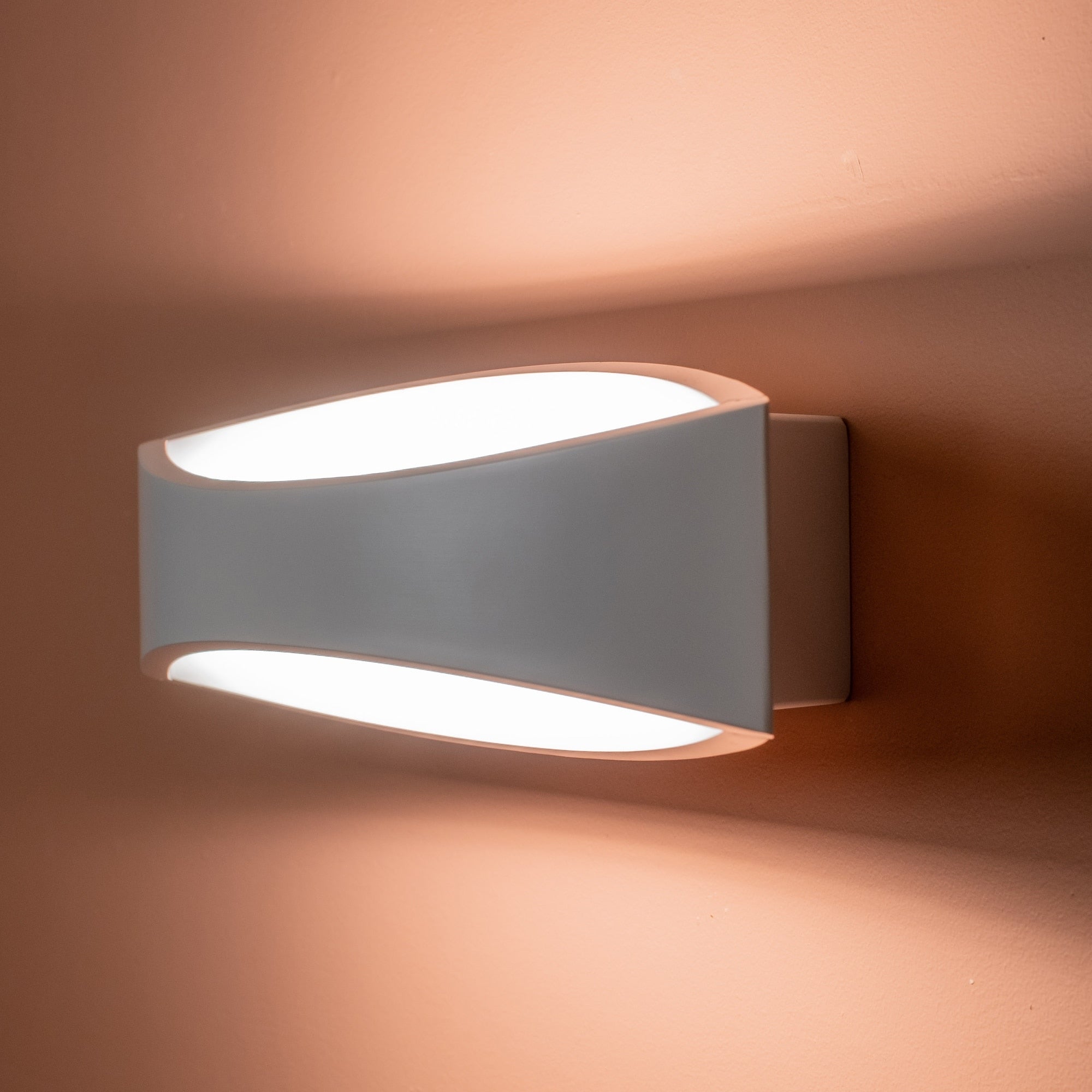 Sulion Selma Aplique de aluminio en acabado blanco mate - SELMA 217000