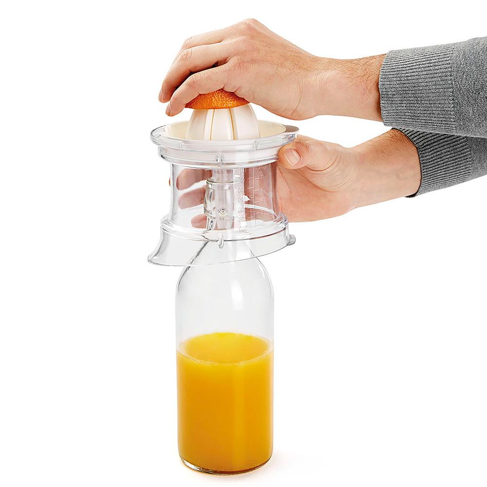 Metaltex Exprimidor de Cítricos 'Citrus+' 2 en 1, 300ml, Ø14x15cm, Base Antideslizante, Apto Lavavajillas