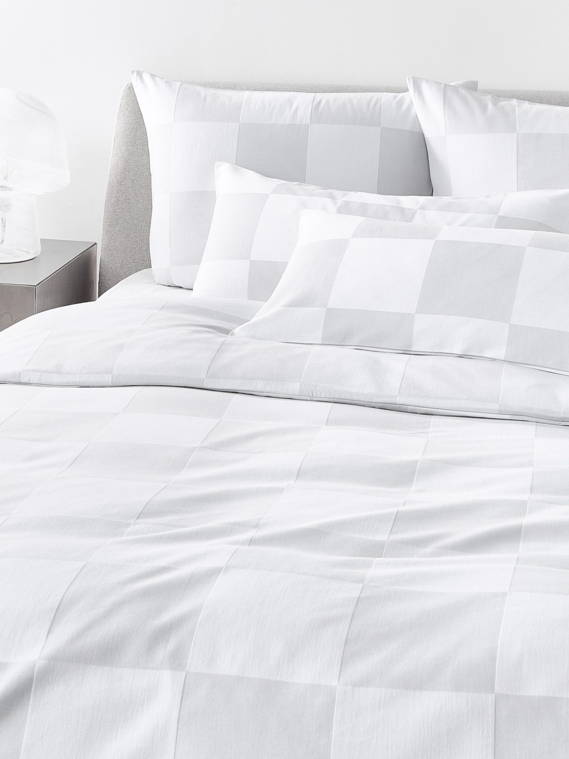Westwing | Crosby Studios, funda nórdica de algodón a cuadros Damier