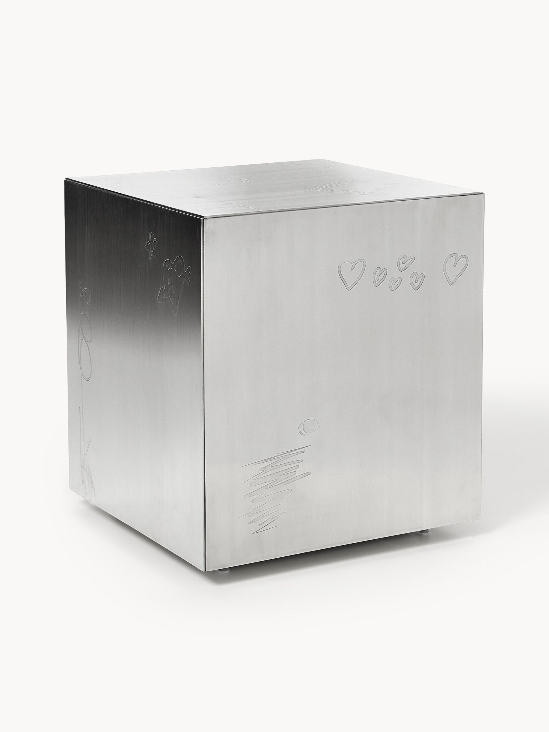 Westwing | Crosby Studios, mesa auxiliar de metal Basse