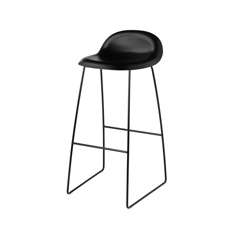 Taburete bar Gubi 3D alto Black, patas de acero en negro